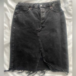 Brand new black high rise midi black distressed skirt
